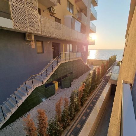 Breeze Studio Leilighet Mamaia Eksteriør bilde