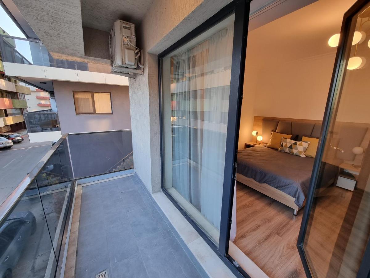 Breeze Studio Leilighet Mamaia Eksteriør bilde